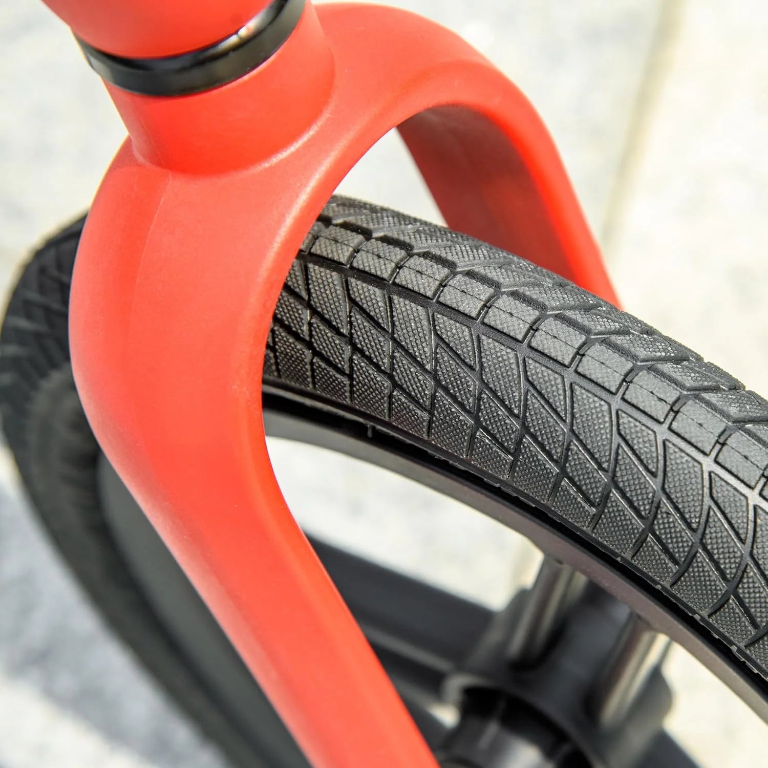 Jeronimo MiniExplorer Balance Bike – Red & Black Toddler Training Bike