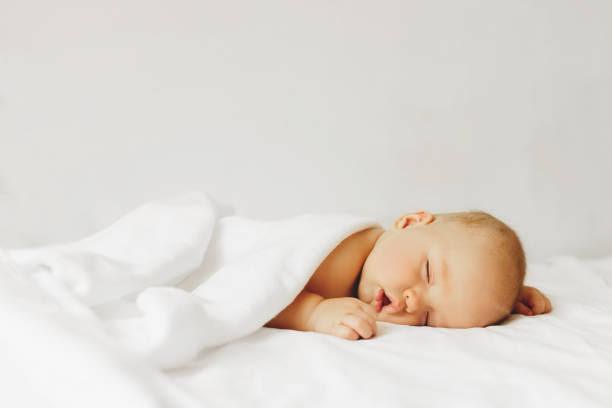 20 Mistakes Parents Make to Ruin Their Baby’s Sleep - 4aKid Blog - 4aKid