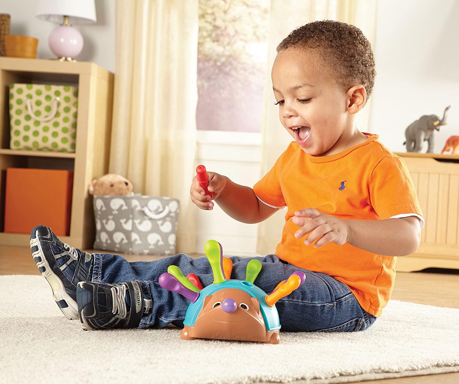 Build your toddler's fine motor skills with this friendly hedgehog - 4aKid