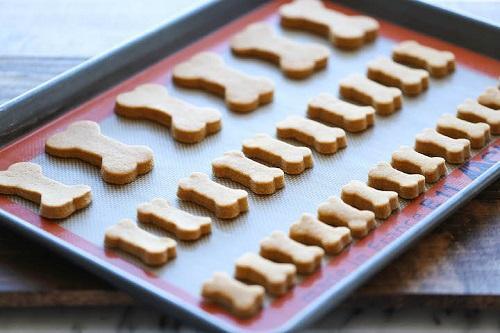 Dog Biscuit Recipes for your Canine Companion - 4aKid