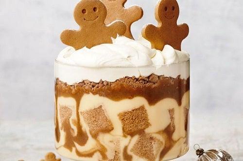 Gingerbread Trifle with Spiced Caramel Sauce - 4aKid