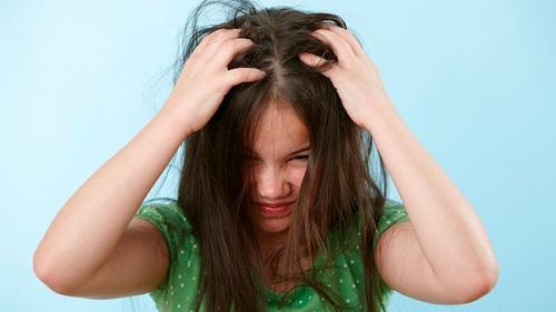 How Should You Treat Head Lice? - 4aKid