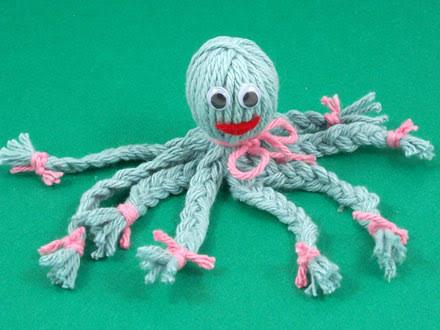 How to make a Yarn Octopus - 4aKid