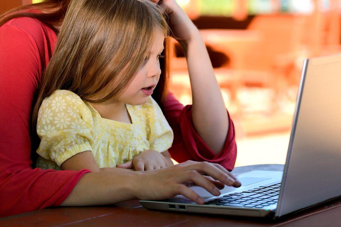 Internet Safety Advice: Top Tips for Parents - 4aKid