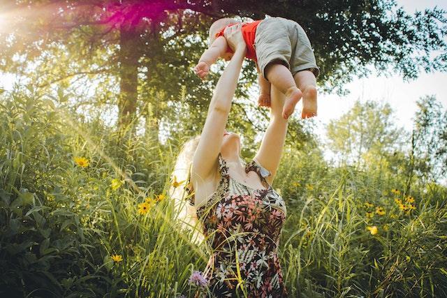The Importance of Self-Care for Moms: A Review of The Mom's Guide to Mindfulness and Self-Care - 4aKid