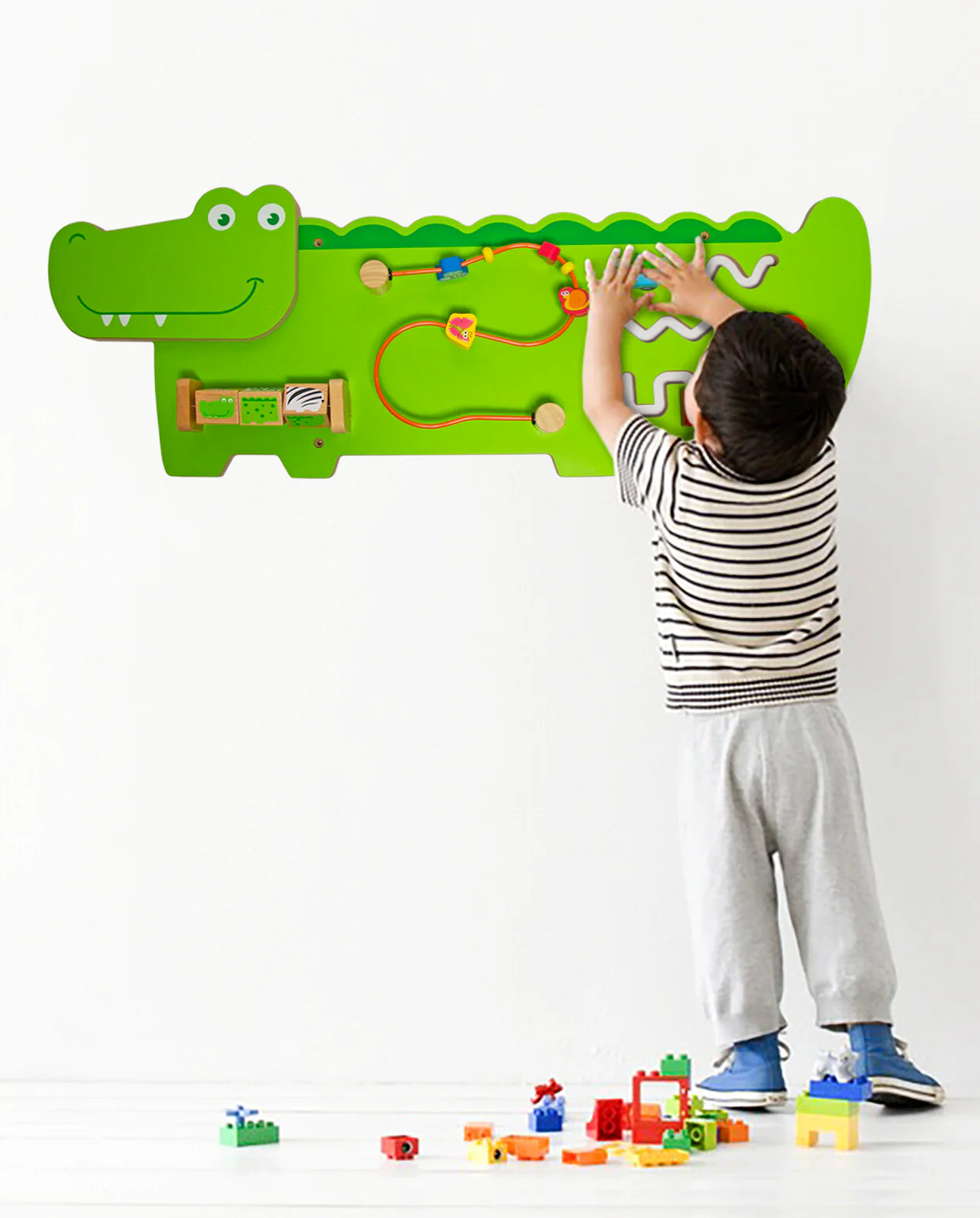 Jeronimo Wooden Wall Activity Crocodile